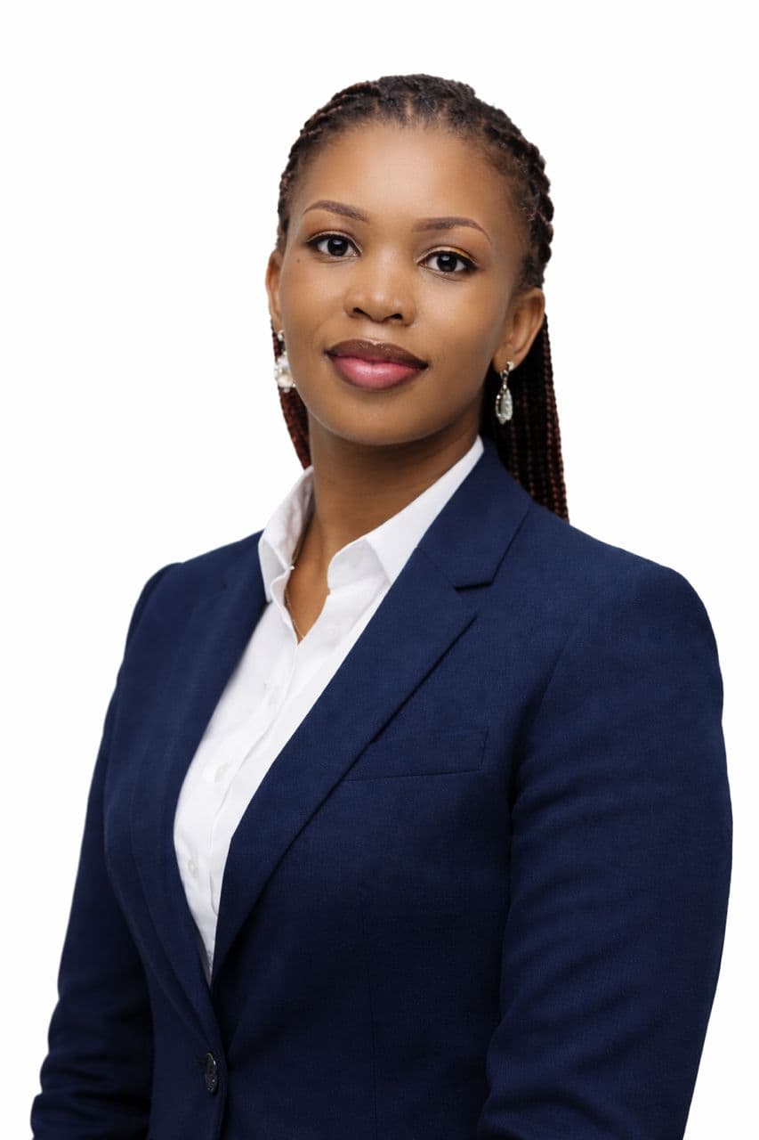 Ms. Sandra Weere